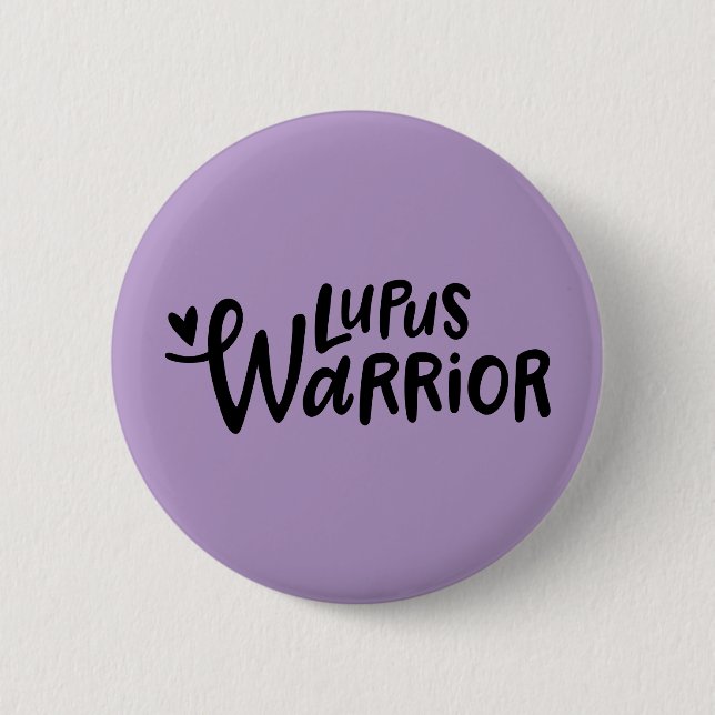 Lupus Warrior Pin – Botón de Conciencia con Letra  (Anverso)