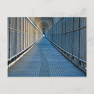 LUZ AL FINAL DE UNA TARJETA POSTAL ROURKE BRIDGE