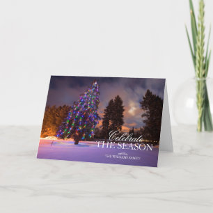 Luz asombrosa de la oscuridad y árbol de navidad