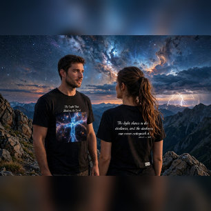 Luz en la Oscuridad - Camiseta Cristiana