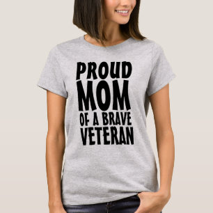MADRE ORGULLOSA DE UNA CAMISETA VETERANA