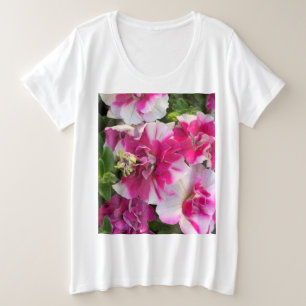 Magenta y petunias blancas