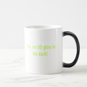 Mágica Resplandor en la taza Morphing oscura