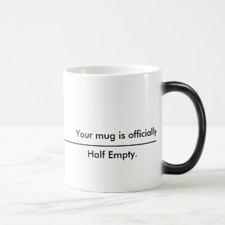 Mágica Su taza está semivacía