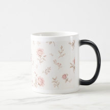 Taza de café con estampado floral de rosa polvorie