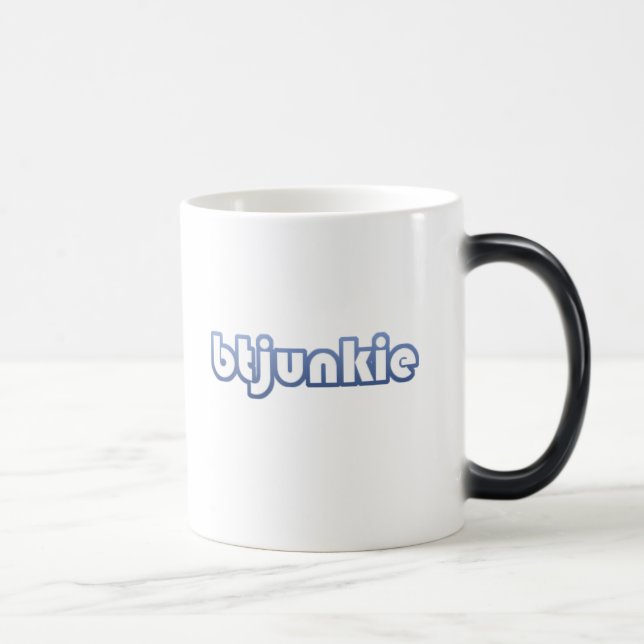 Mágica Taza de café de BtJunkie (Derecha)