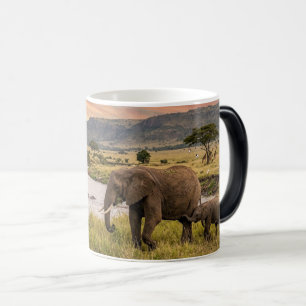 Mágica Taza de safari africano de elefante madre y bebé