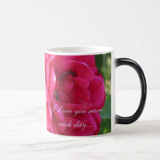 Mágica Te amo más cada taza del día… (Derecha)