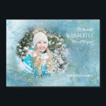 Magical Sparkly Winter Snow Photo<br><div class="desc">Fantástico y único saludo de vacaciones con copos de nieve,  hielo,  chispas doradas y nubes blancas sobre fondo azul cielo con forma de corte personalizado para tu foto. Incluye campos de texto.</div>