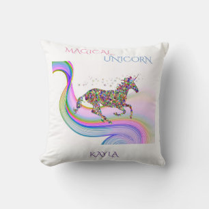 Magical unicornio arroja almohada con el nombre de