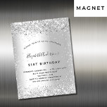 Magnate de invitación de lujo para purpurinas de p<br><div class="desc">Para una elegante fiesta de cumpleaños número 21 (o cualquier edad). Un fondo falso plateado. Decorado con un falso purpurina. Personalice y agregue un nombre y detalles del fiesta. El nombre se escribe con un guión de estilo con letras a mano</div>