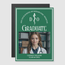 Magnet de graduación de la Escuela de Medicina Ost