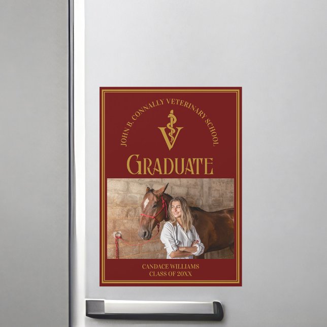 Magnet de posgrado de Maroon Veterinary School (Subido por el creador)