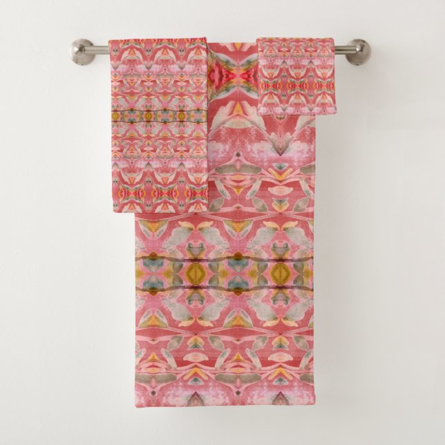 Magnífica toalla de baño puesta en rojos (In situ)