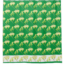 Magnolias amarillas en una cortina de ducha