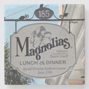 Magnolias Restaurant Charleston, SC. Posavasos