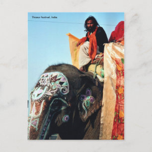 Mahoud sobre la postal del elefante