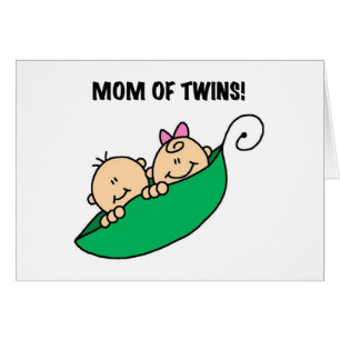 Mamá de gemelos en polos y regalos