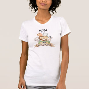 Mamá de la camiseta temática de una selva salvaje