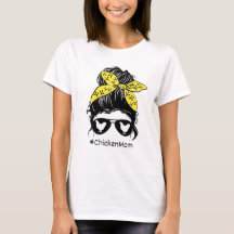Mamá de pollo con camiseta de vaca