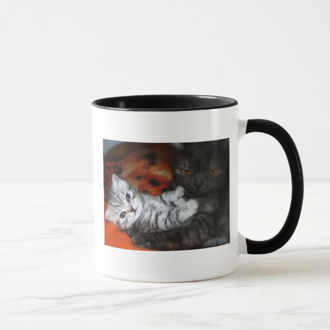 Mamá del gato y taza del gatito (Derecha)