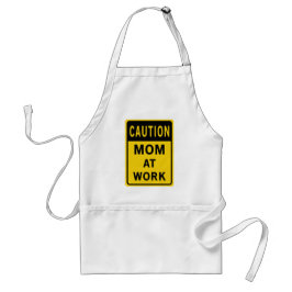 Mamá en el delantal del trabajo