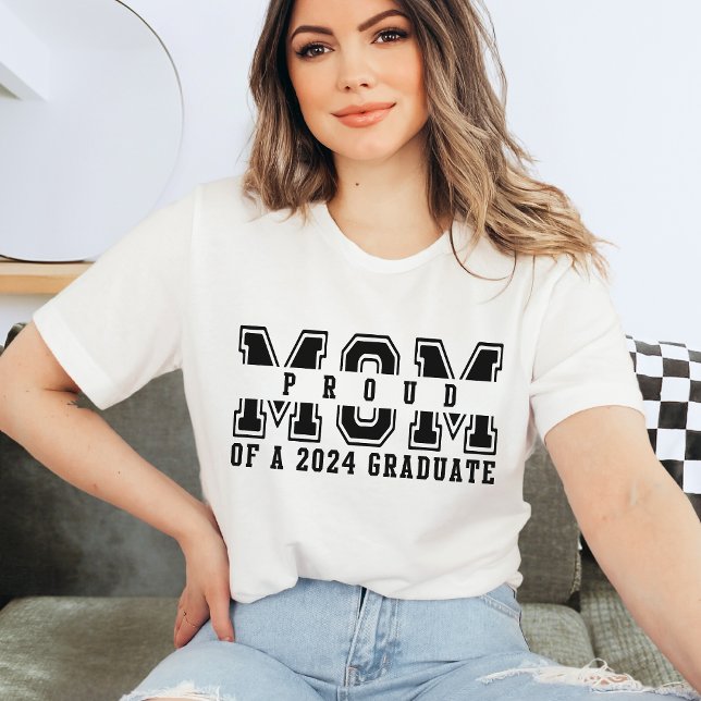 Mamá graduada y orgullosa madre de una camiseta gr (Subido por el creador)