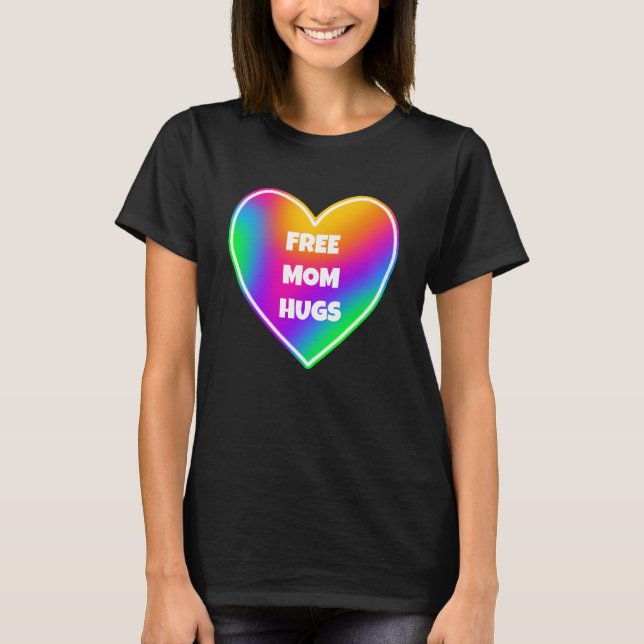 Mamá libre abraza la camiseta del corazón del arco (Anverso)