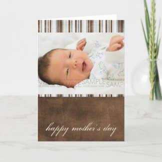 "Mamá nueva" feliz tarjeta del día de la madre