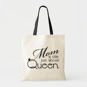 Mamá, un título apenas sobre la bolsa de asas de