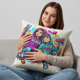 Mamá y Hijo Skater: Almohada de Arte Grafiti Vibra