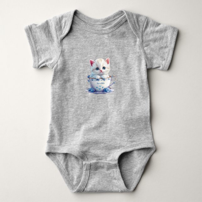 Mameluco de bebé con gatito en taza de flores azul (Anverso)