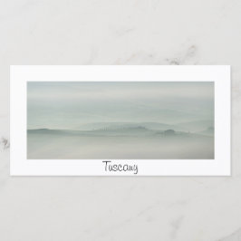 Mañana pastel en la nublada Toscana