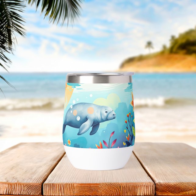 Manatí subacuático y arte de fantasía floral (Playa)