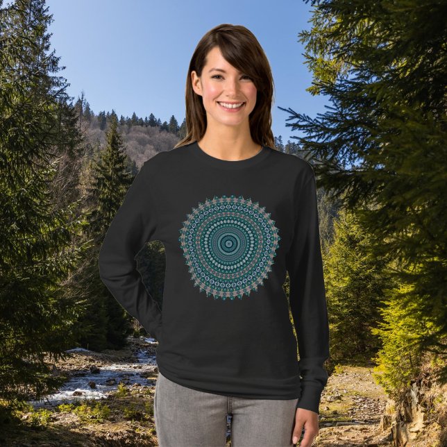 Mandala 4 camiseta (Subido por el creador)