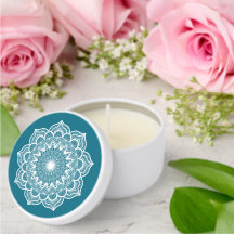 Mandala Blanco sobre Fondo Azul