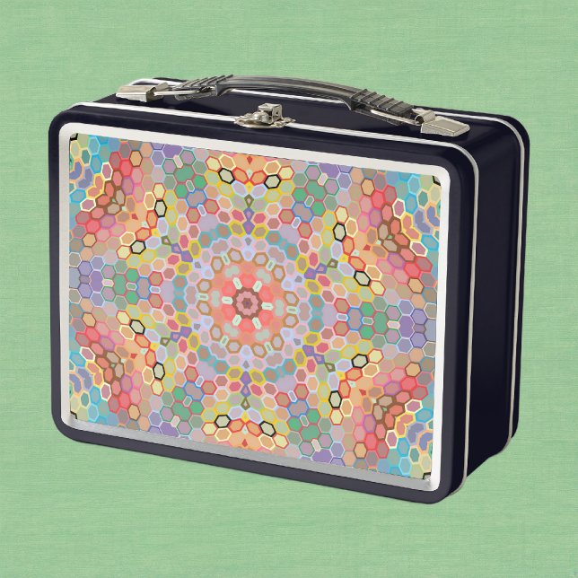 Mandala Hexagonal Arcoíris (Rainbow Hexagon Mandala Metal Lunch Box by Wormhole Orbital)