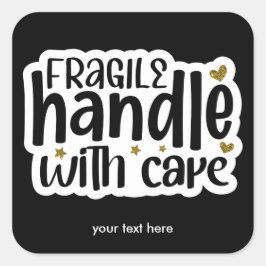 Manejo frágil con pegatina de cuidado