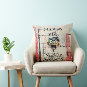 Maníacos Lanzan Almohada