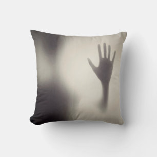 Mano espeluznante en el Cojín decorativo de Hallow