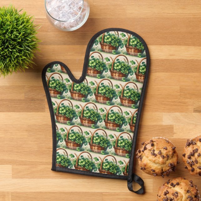 Manoplas Green Shamrock Oven Mitt and Pot Holders (De arriba hacia abajo)