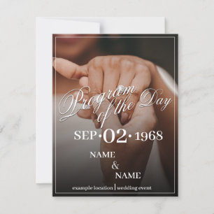 Manos de una pareja Boda de colores con anillo