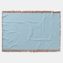 Manta A light blue blanket with a subtle diamond pattern