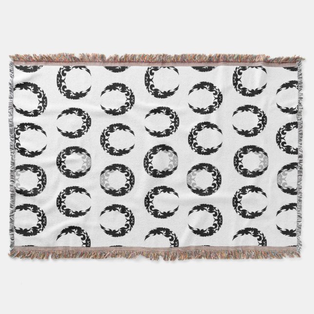 Manta Bewitando la silueta de luna de negro (Anverso)