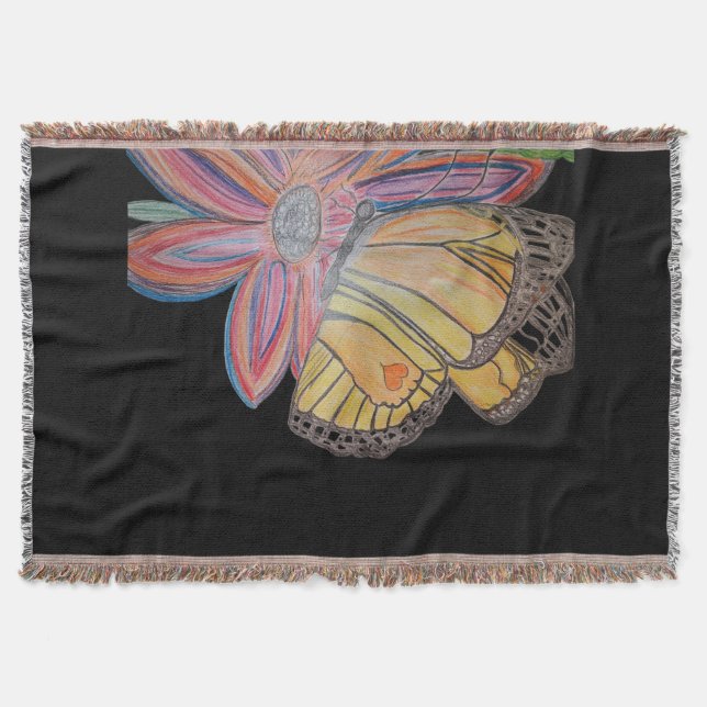 Manta Butterfly landing on flower Throw Blanket (Anverso)