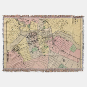 Manta Castaño, Lewiston