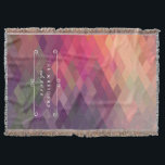 Manta Coqueto patrón de diamante personalizado<br><div class="desc">Acogedor patrón de diamante personalizado en blanco por orabella impresiones.  Fácil de personalizar con su propio texto.  Perfecto para un regalo de boda o Navidad!</div>