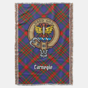 Manta Crest del clan Carnegie sobre tartán