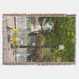 Manta EE. UU., Michigan, Isla Mackinac. Bicicleta amaril