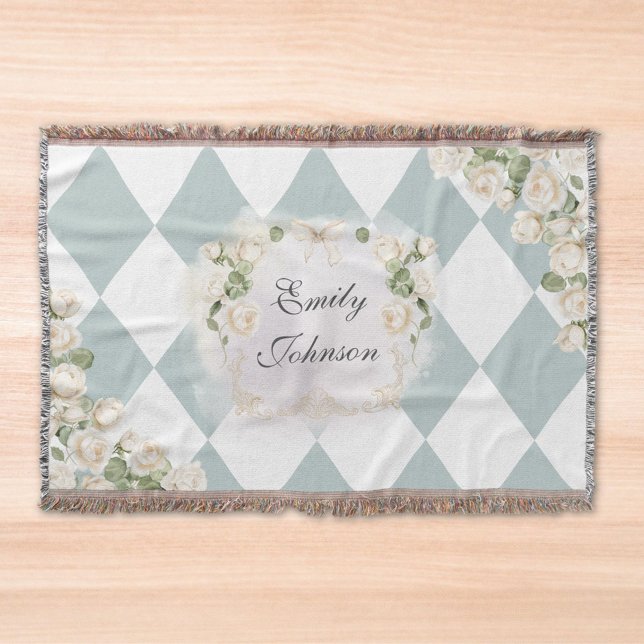 Manta Elegant Monogram White Roses Green Leaves Diamond (In situ)